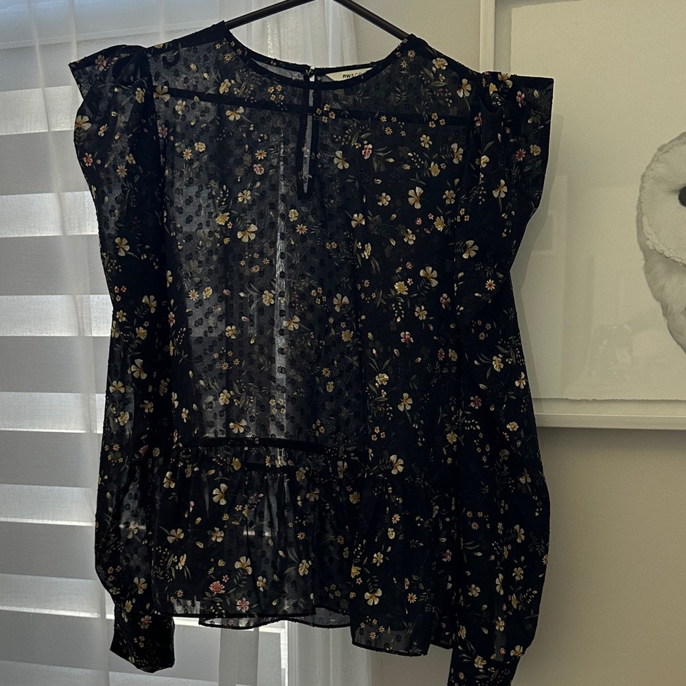 RW&CO. Black Sheer Floral Ruffle Blouse